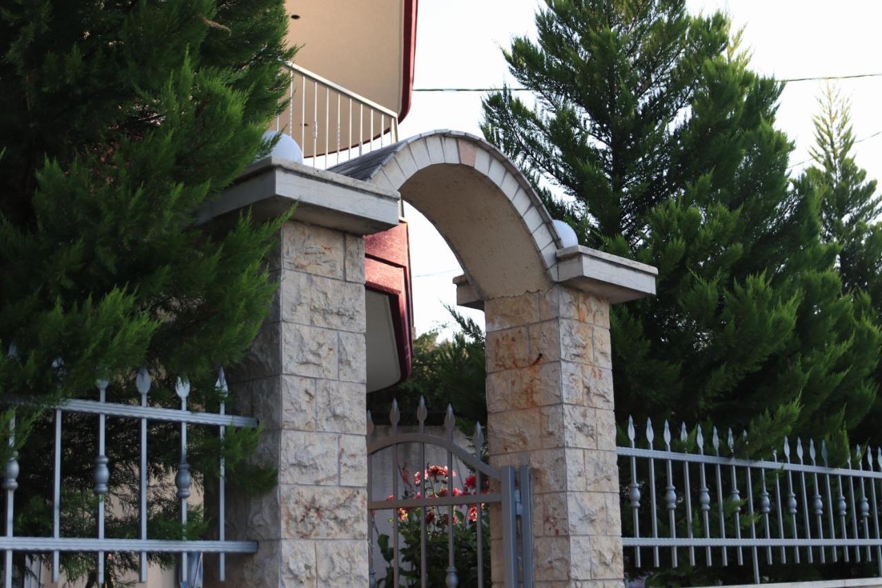 Kriopigi Apartments Екстер'єр фото